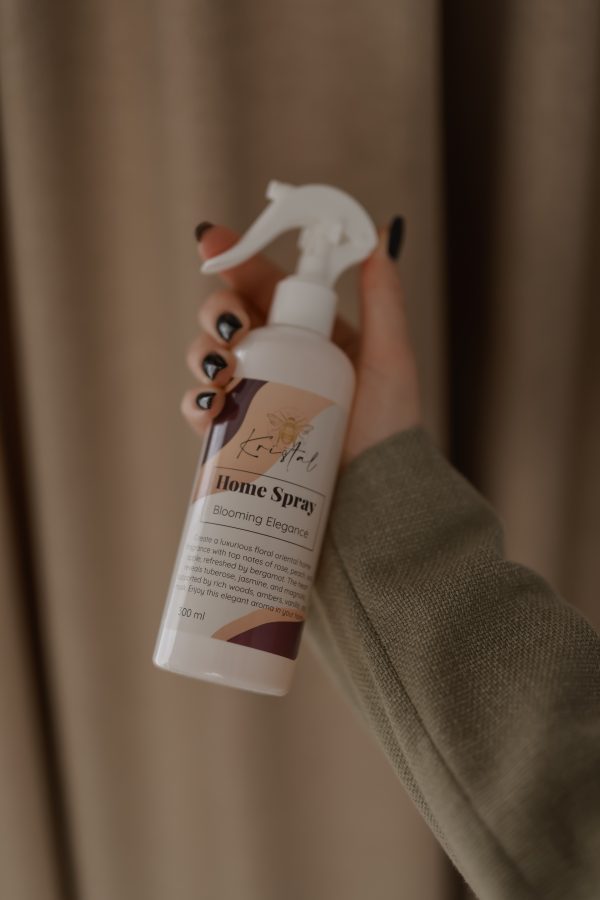 Blooming Elegance - Homespray 300 ml , Frisk og Eksklusiv Duft til Dit Hjem